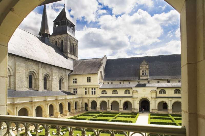 abbaye-de-fontevraud-bielsa-193-bd-jpeg-249930